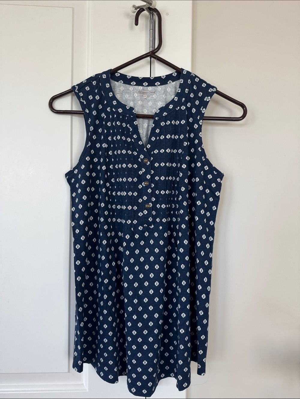 Sleeveless top